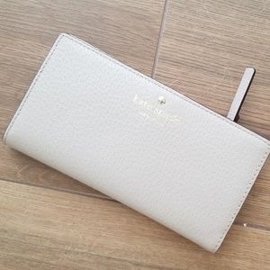 Kate Spade Billfold